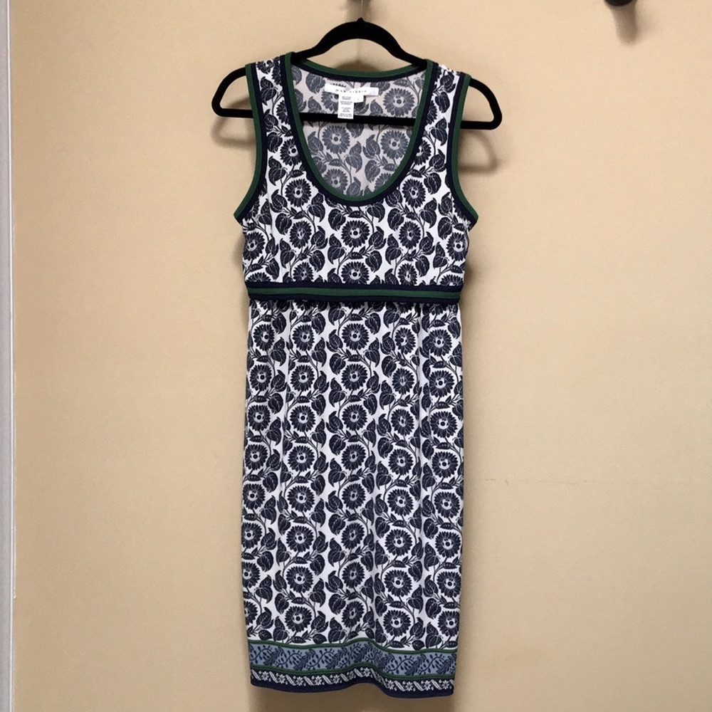 🔥NWOT Beautiful MAX STUDIO floral dress - Size L